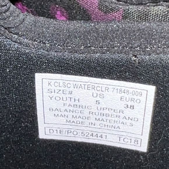 Youth Bogs K Classic Girls Water Color Boots Purple Pink Flowers Size 5 - Picture 5 of 7